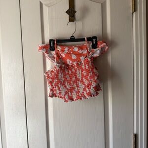 C17 Cupshe Coral and White swimsuit